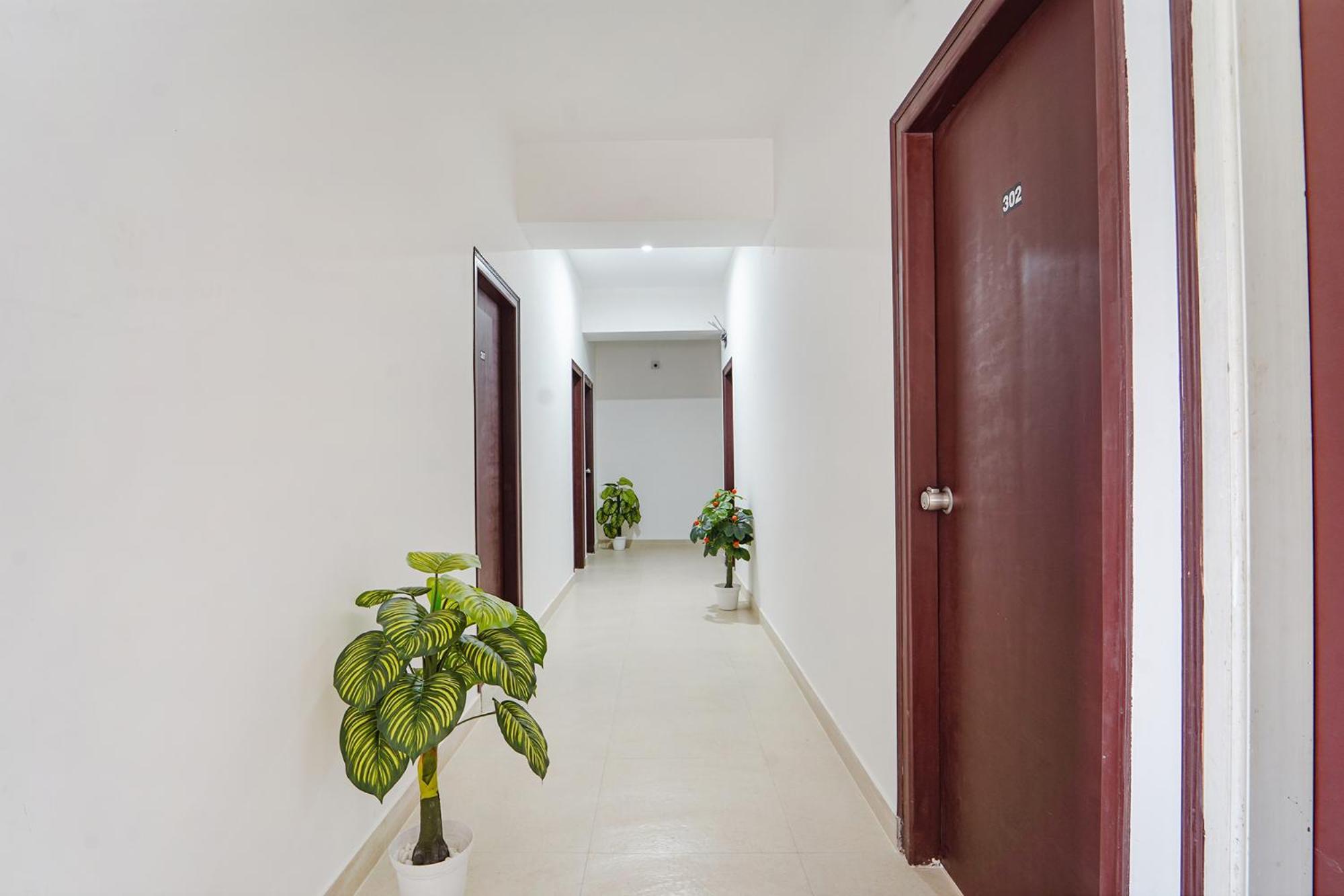 Fabhotel Metro Suites - Nr Esi Hospital 벵갈루루 외부 사진